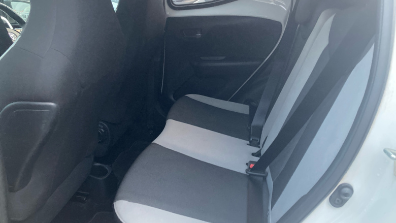 Toyota Aygo 1.0 VVT-i X-Press 5dr Petrol Hatchback